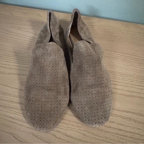 Lucky Brand Brown Slip On Perforated Flats Size 8 - Picture 1 of 7